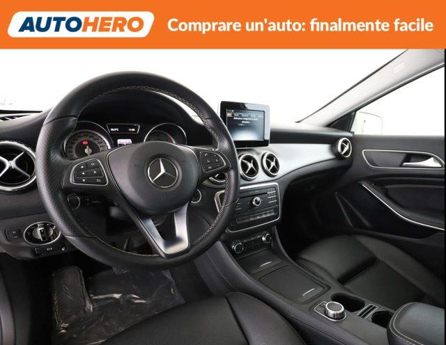 MERCEDES-BENZ GLA 200 d Automatic Sport