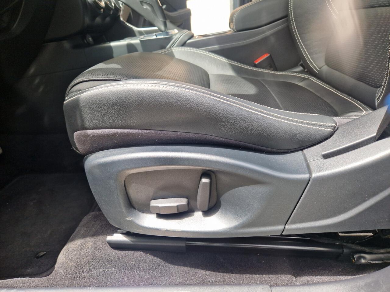Jaguar E-Pace 2.0D 150 CV AWD aut. R-Dynamic