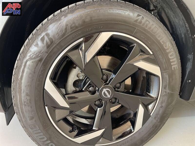 Nissan Juke 1.0 DIG-T 114 CV DCT N-Connecta