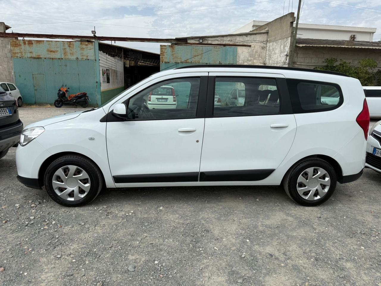 Dacia Lodgy 1.5 dCi Diesel- Molto Spaziosa