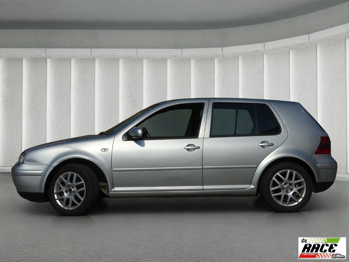 VOLKSWAGEN - Golf - 1.6 16V 3 porte Time