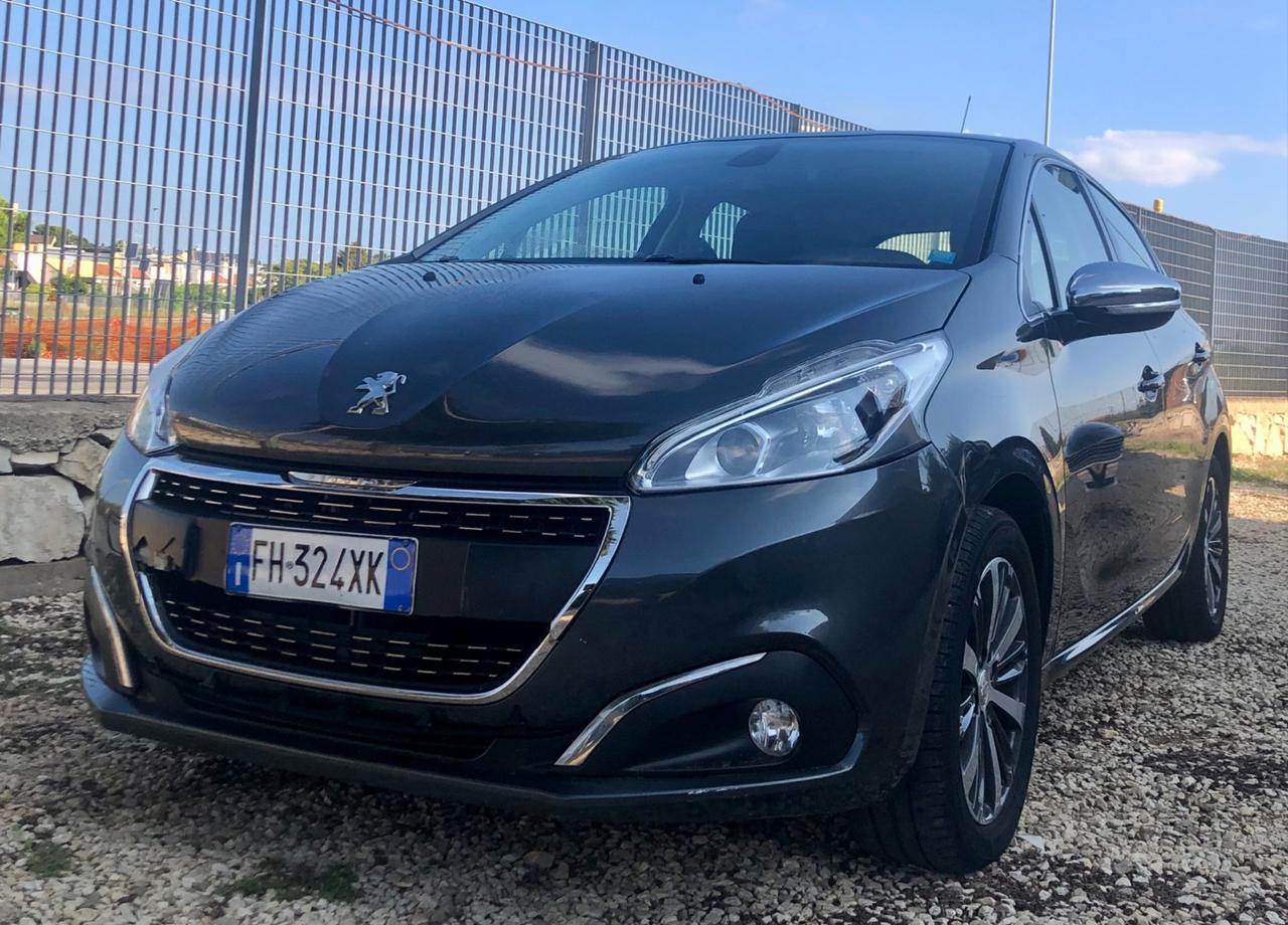 Peugeot 208 PureTech 82 5 porte Allure