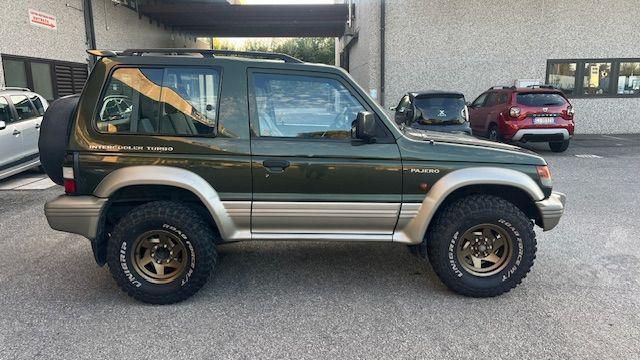 MITSUBISHI Pajero 2.5 TDI Metal-top SS GLS Exec.