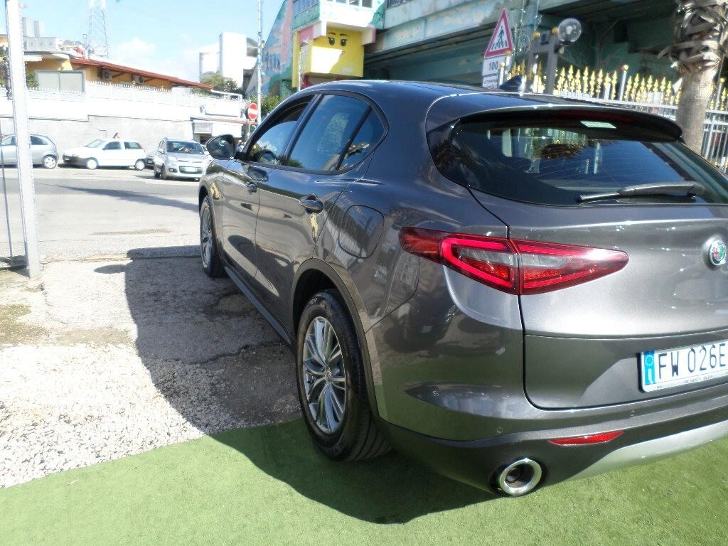 Alfa Romeo Stelvio 2.2 Turbodiesel 160 CV AT8 RWD Business