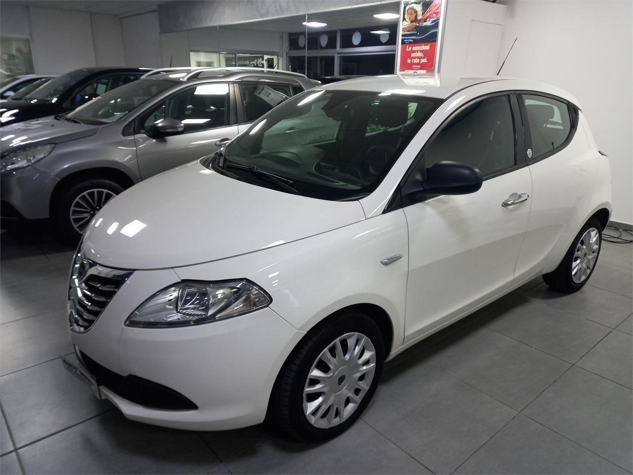 LANCIA YPSILON 1.2 ECOCHIC * IMPIANTO GPL DI SERIE * MOLTO BELLA