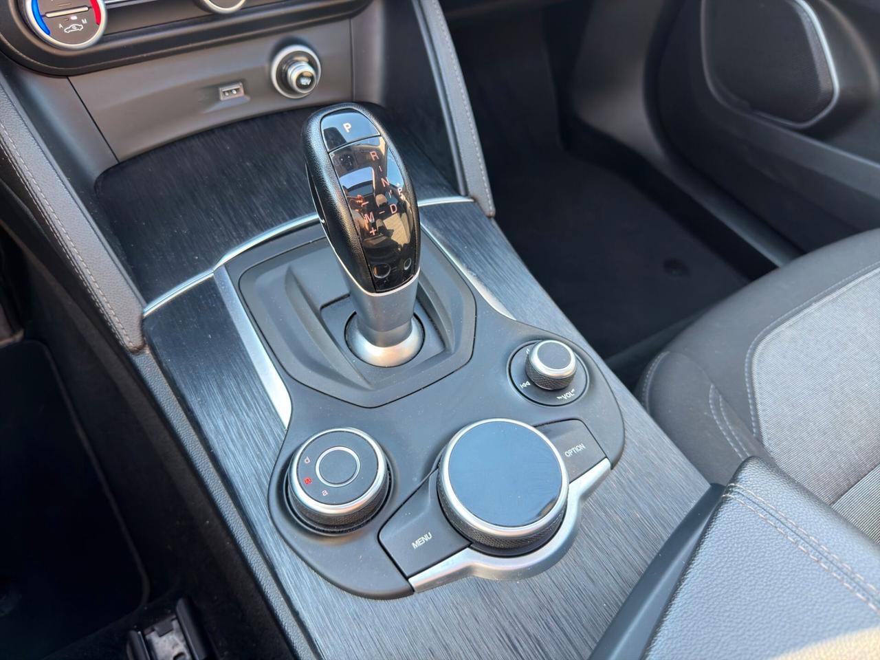 Alfa Romeo Stelvio 2.2 Turbodiesel 160 CV AT8 RWD Sport-Tech TETTO 2020