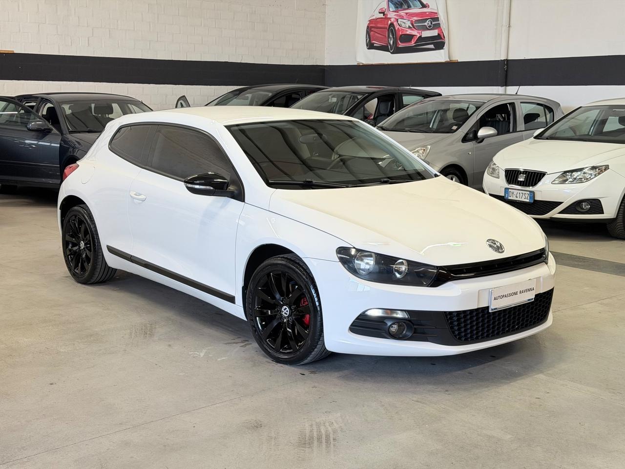 Volkswagen Scirocco 2.0 TDI 140CV DPF DSG