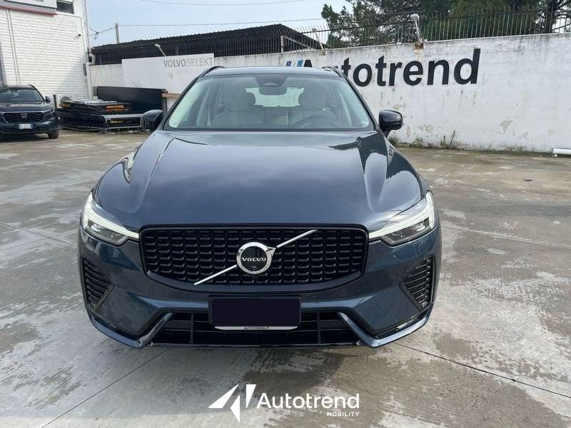 Volvo XC60 B4 197+14 CV AWD Automatica Mild Hybrid Diesel Plus Dark in Conto Vendita