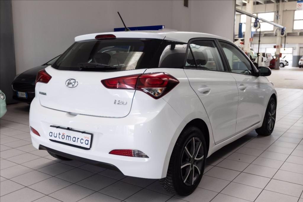 HYUNDAI i20 5p 1.1 crdi Comfort 75cv del 2017