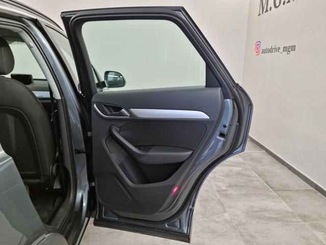 AUDI Q3 2.0 TFSI 180 CV quattro S tronic Business