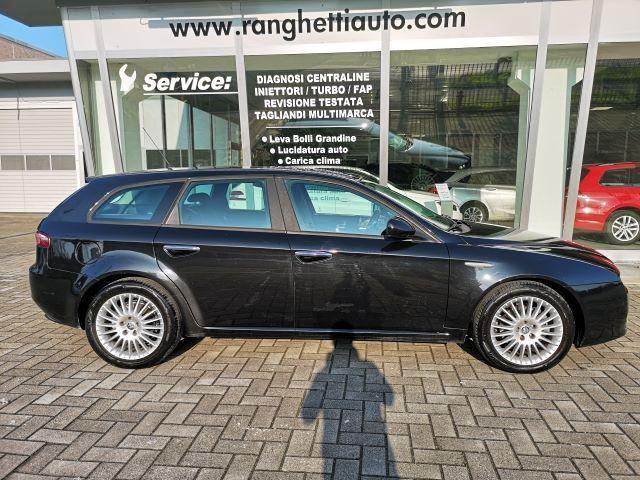 ALFA ROMEO 159 1.9 JTDm 16V Sportwagon Distinctive GANCIO TRAINO