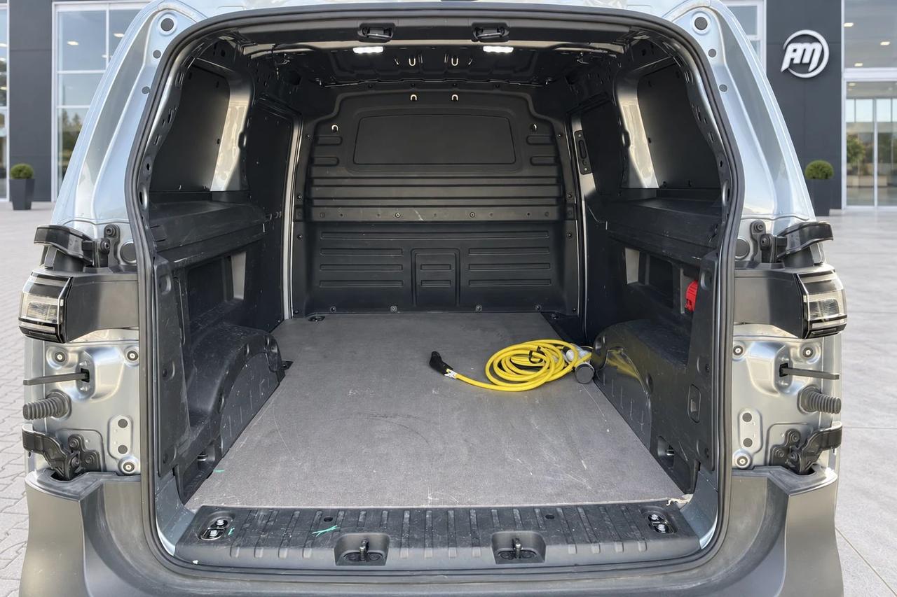 Volkswagen ID.Buzz Cargo 82kWh Automatico +IVA