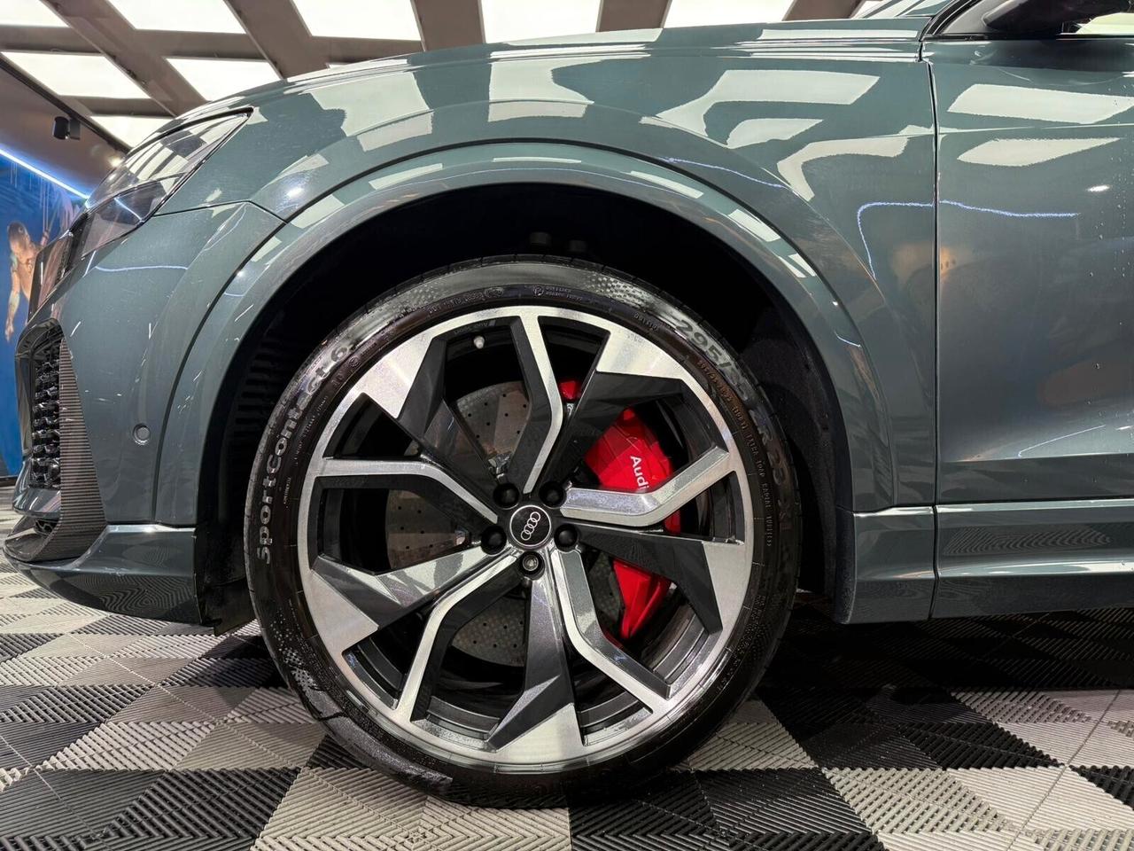 Audi Q8 RS TFSI V8 quattro tiptronic (762)