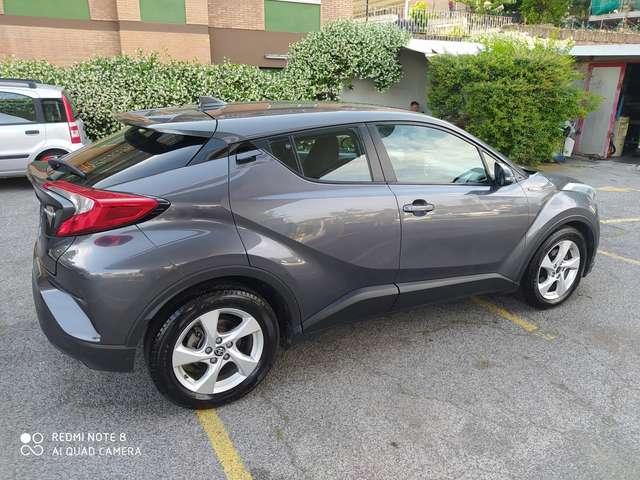 Toyota C-HR C-HR 1.8h Business 2wd e-cvt