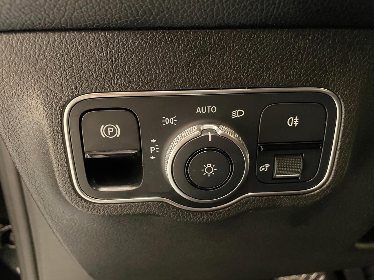 Mercedes-benz GLB 200 d Automatic Sport Plus