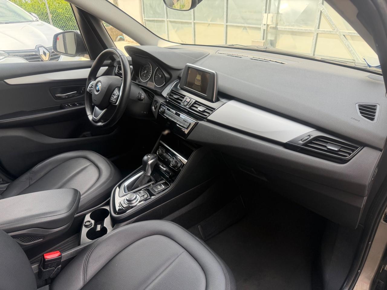 Bmw 218d Active Tourer Luxury