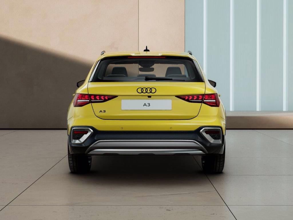AUDI A3 allstreet 1.5 tfsi mhev identity contrast 150cv s-tronic del 2024
