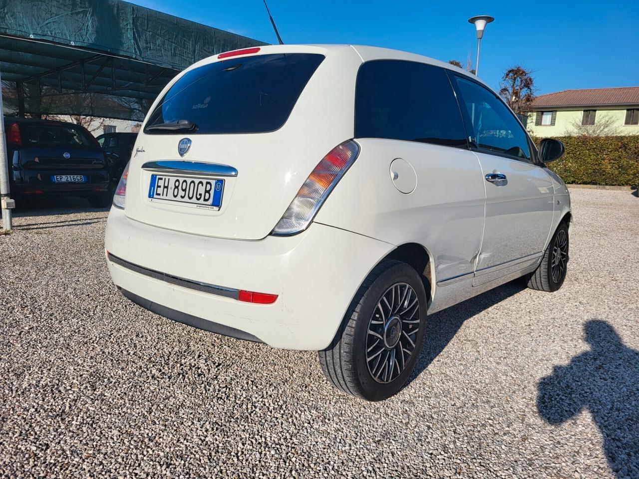 Lancia Ypsilon 1.2 69 CV Diva