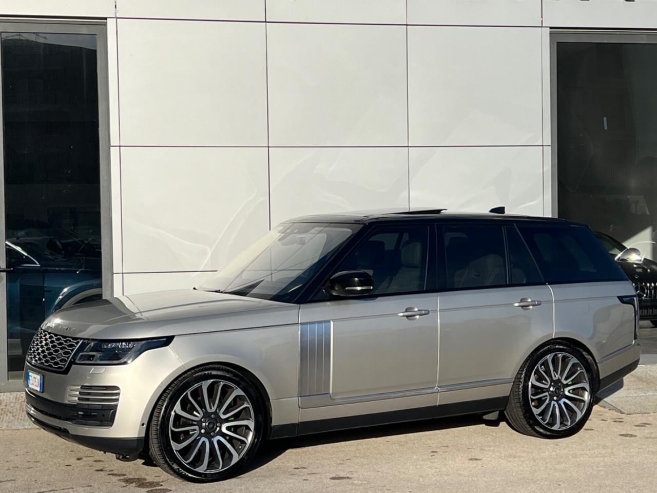 Range Rover 3.0 SDV6 Vogue - possibilità noleggio no scoring