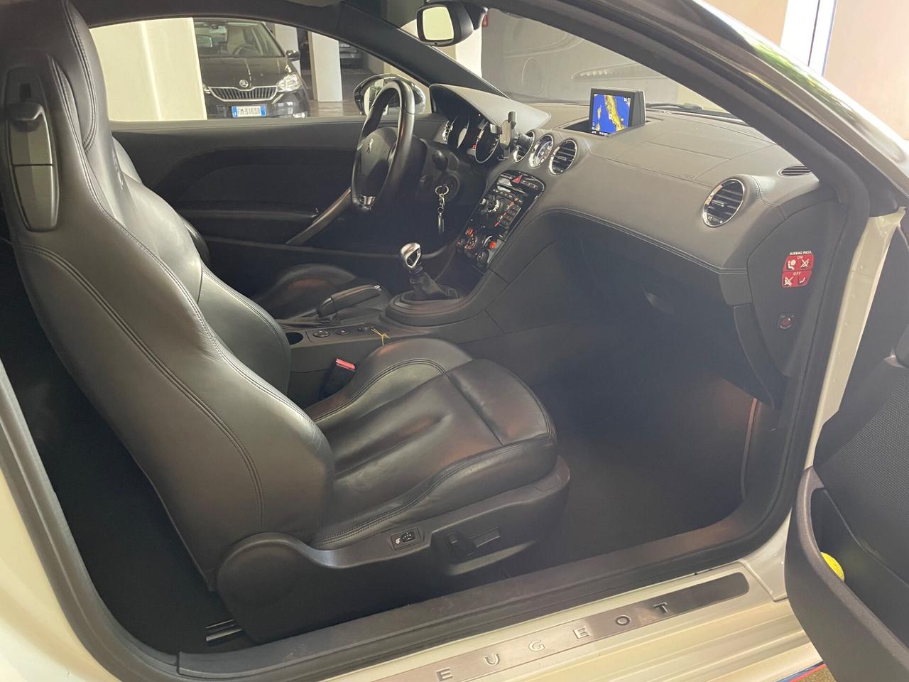 Peugeot RCZ 1.6 THP 270 CV