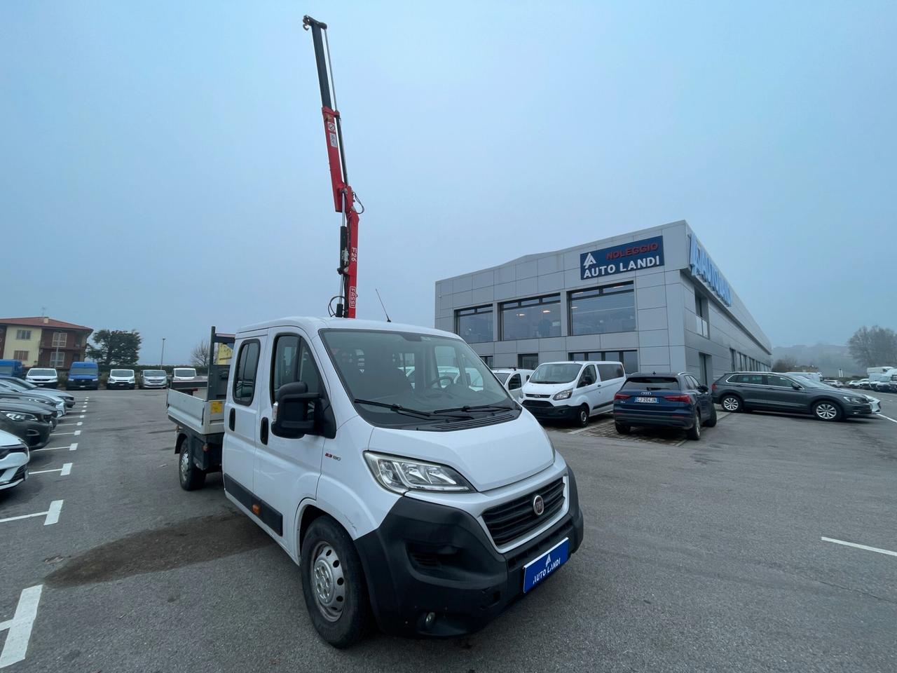 Fiat Ducato 295 2.3 mjt 6 posti CON GRU