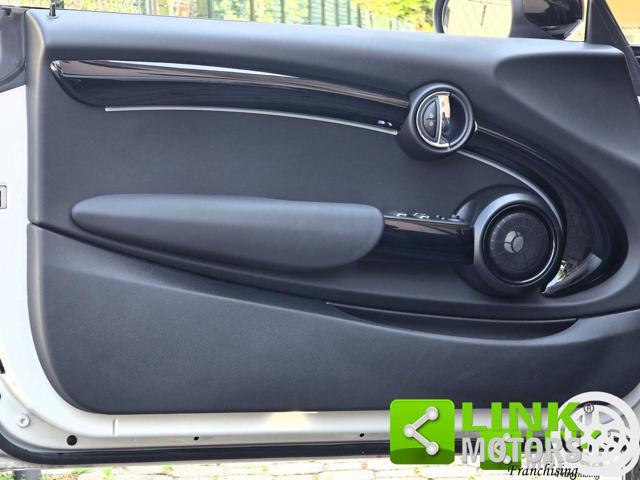 MINI Cooper SE Cabrio F57 All-Electric Cabrio auto 1 of 999 184cv