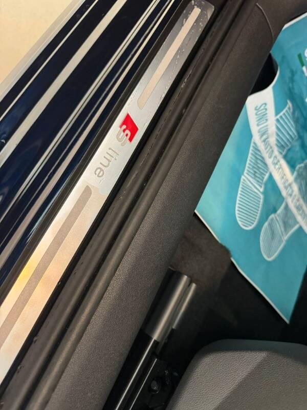 Audi A1 30 1.0 tfsi S line edition 116cv