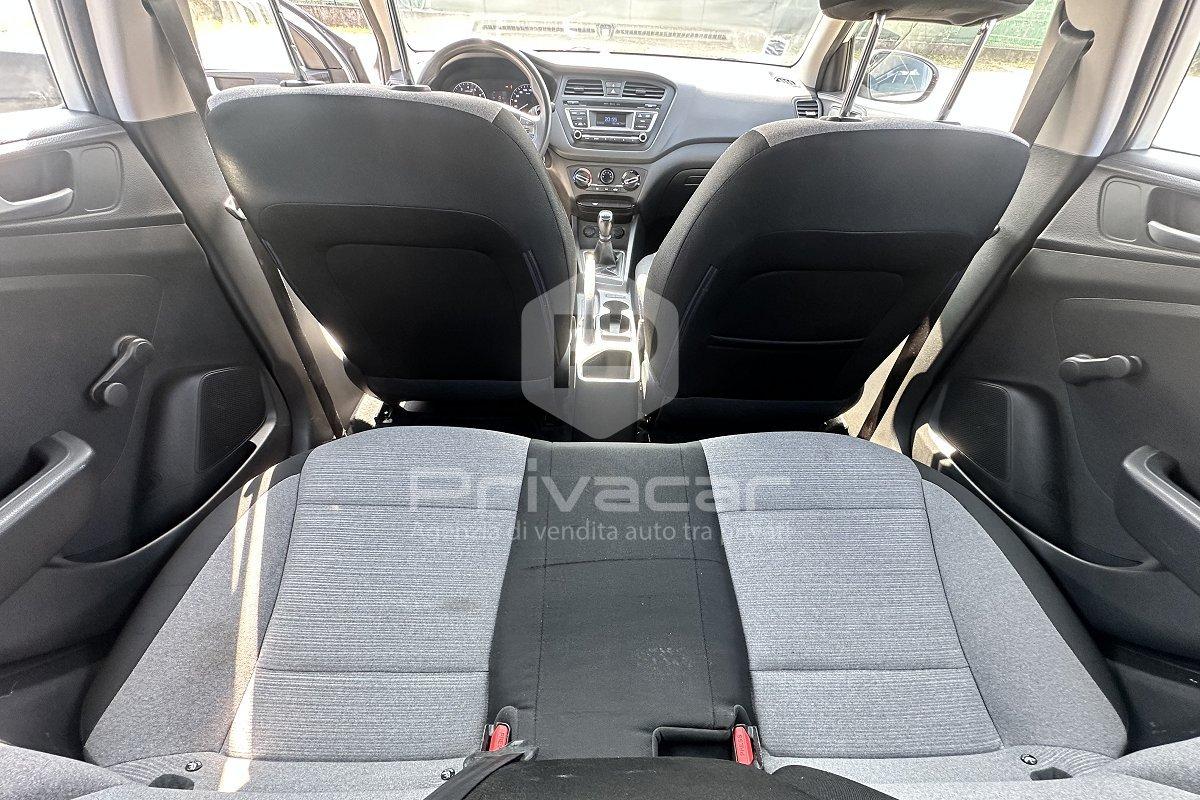 HYUNDAI i20 1.2 5 porte Classic