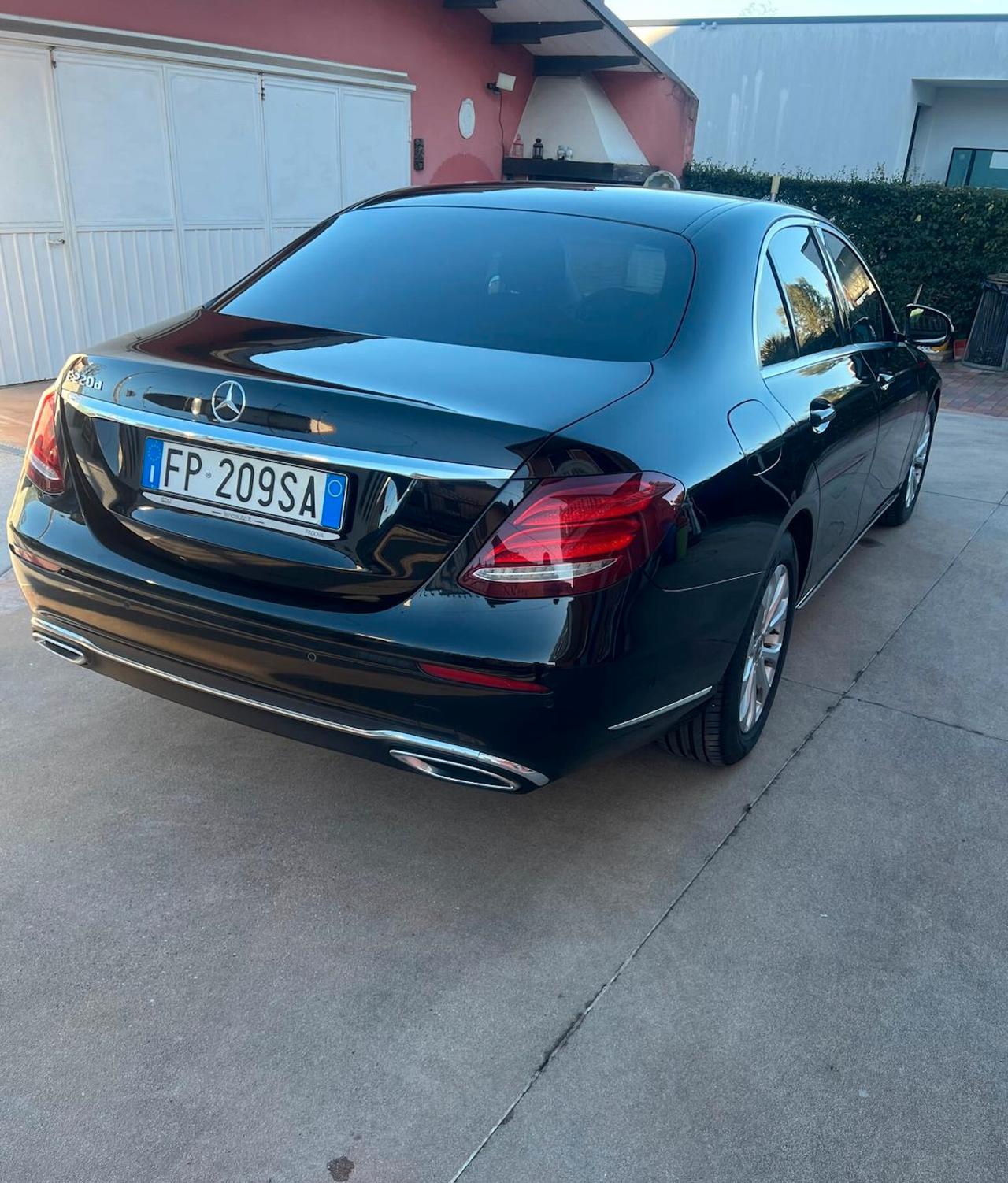 Mercedes-benz E 220 d S.W. 4Matic Auto Premium Plus All-Terrain