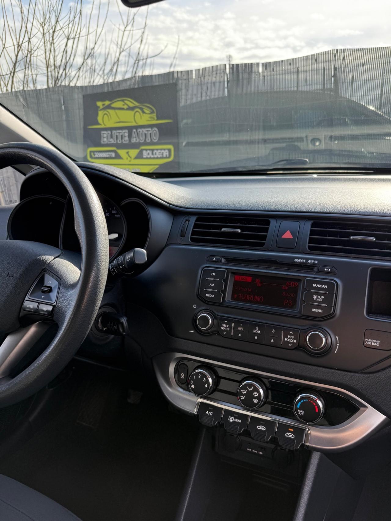 Kia RIO 1.2 BENZINA 2013 UNICOPROPRIETARIO NEOPATENTATI