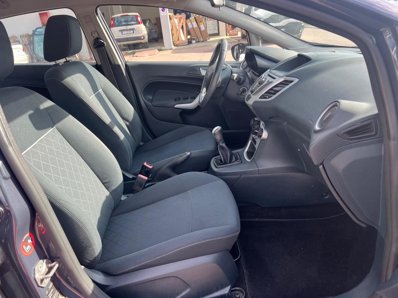 Ford Fiesta Ikon 1.2 16V 60CV 5p. Business