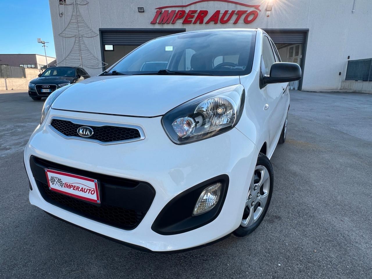 Kia Picanto 1.0 5 porte Style TAGLIANDATA