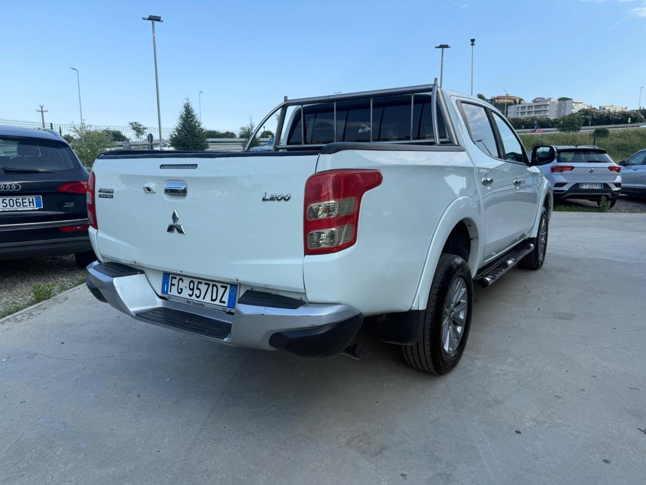 Mitsubishi L200 2.4 DI-D/154CV Double Cab Intense