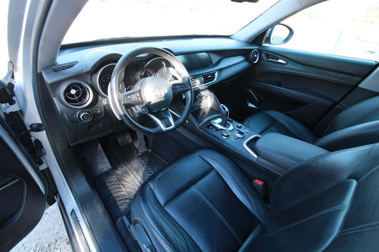Alfa Romeo Stelvio 2.2 Turbodiesel 190 CV AT8 RWD Executive