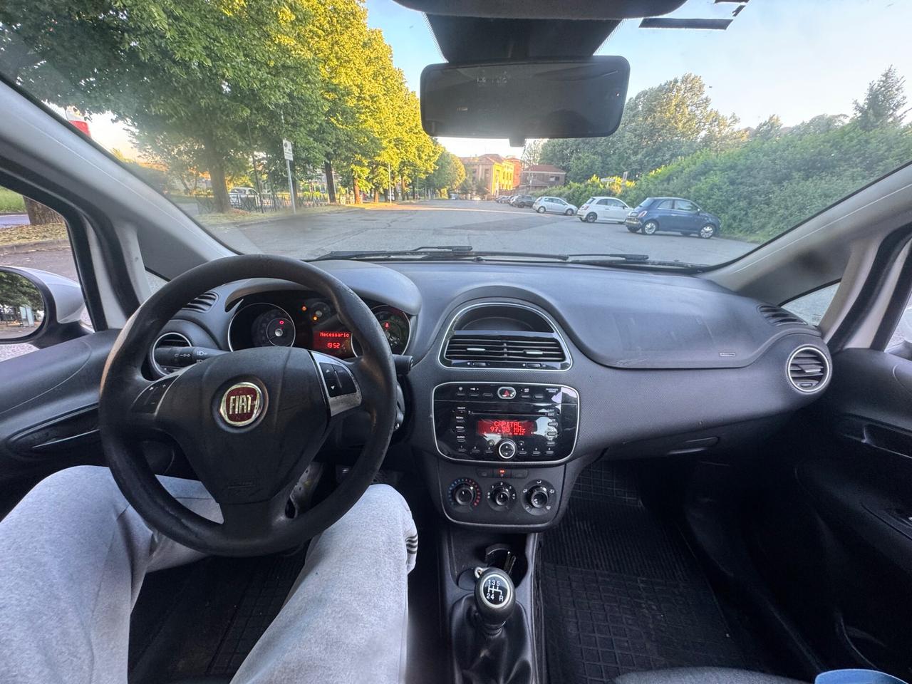 Fiat Punto 1.2 8V 5 porte (SU APPUNTAMENTO)