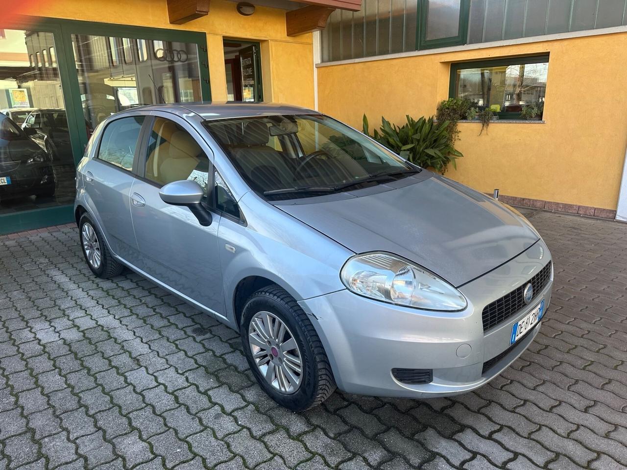 Fiat Grande Punto Grande Punto 1.3 MJT 75 CV 5 por