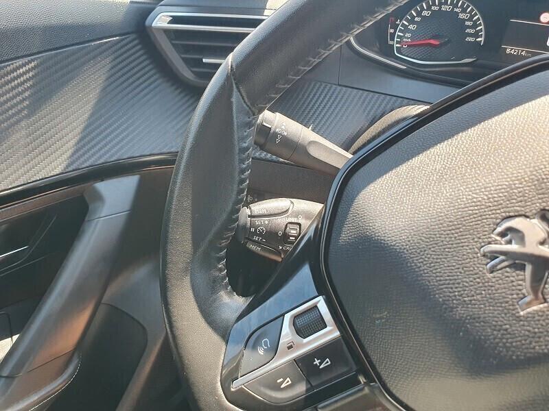 PEUGEOT NEW 2008 BlueHDi 110CV ALLURE LED NAV PARK
