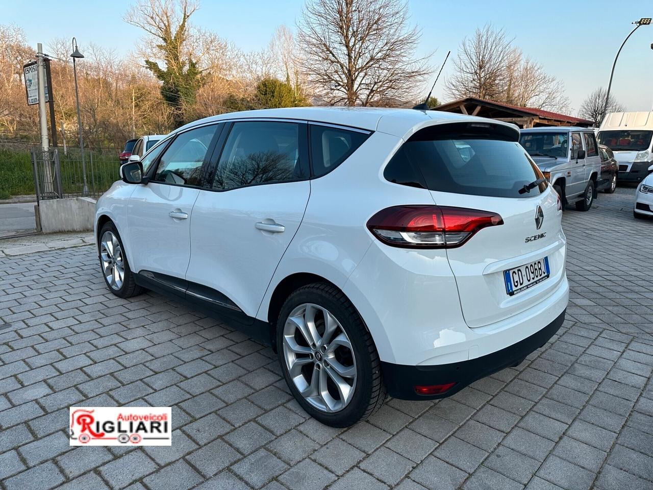 Renault Scénic Blue dCi 150 CV Initiale Paris