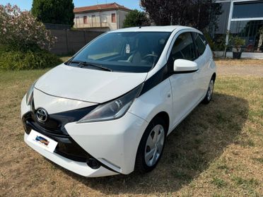 Toyota Aygo 69CV 5 porte MOTORE A CATENA