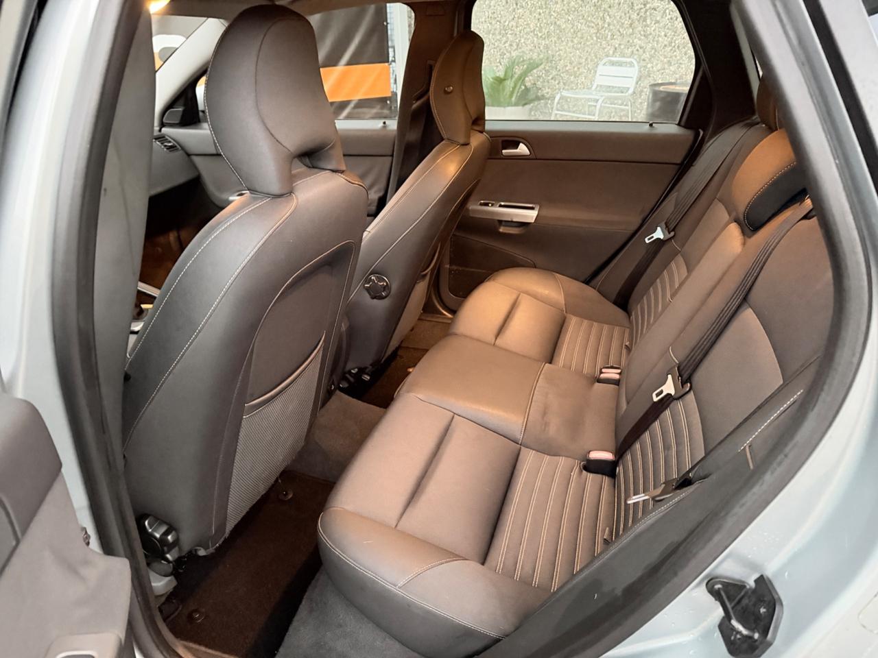 Volvo V50 1.6 BENZINA EURO4 NEOPATENTATI
