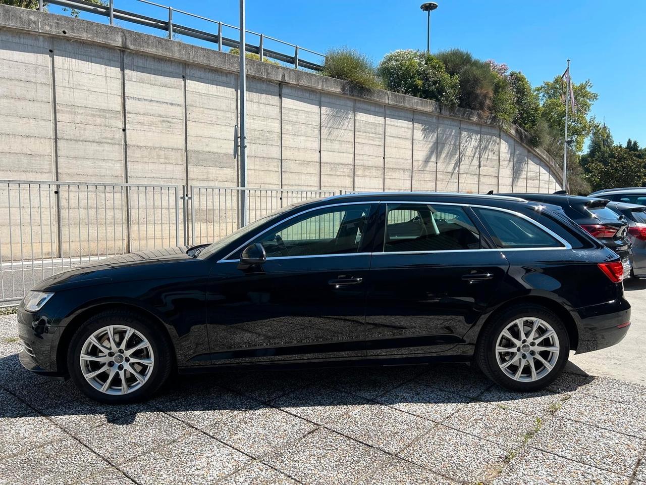 Audi A4 Avant 2.0 TDI 150 CV ultra Business Sport