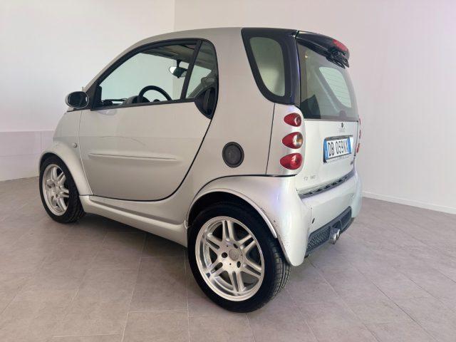 SMART ForTwo 700 coupé Brabus (55 kW)