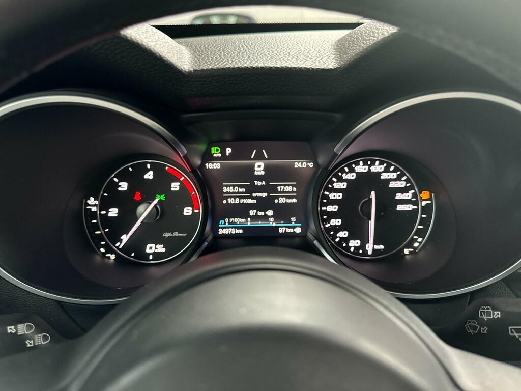 Alfa Romeo Stelvio 2.2 Turbo Sprint RWD AT8