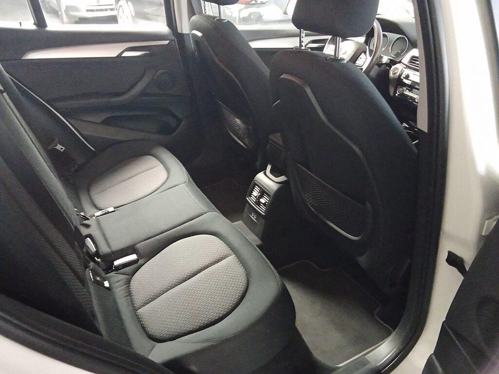 BMW X2 18 i Advantage sDrive Steptronic
