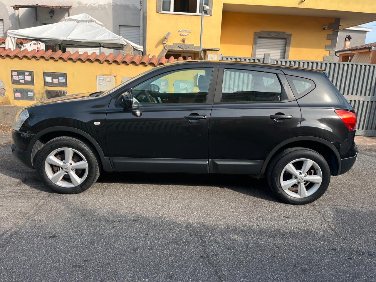 Nissan Qashqai 2.0 dCi DPF Tekna