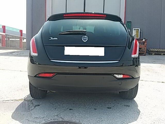 Lancia Delta 1.6 MJT 105CV Silver