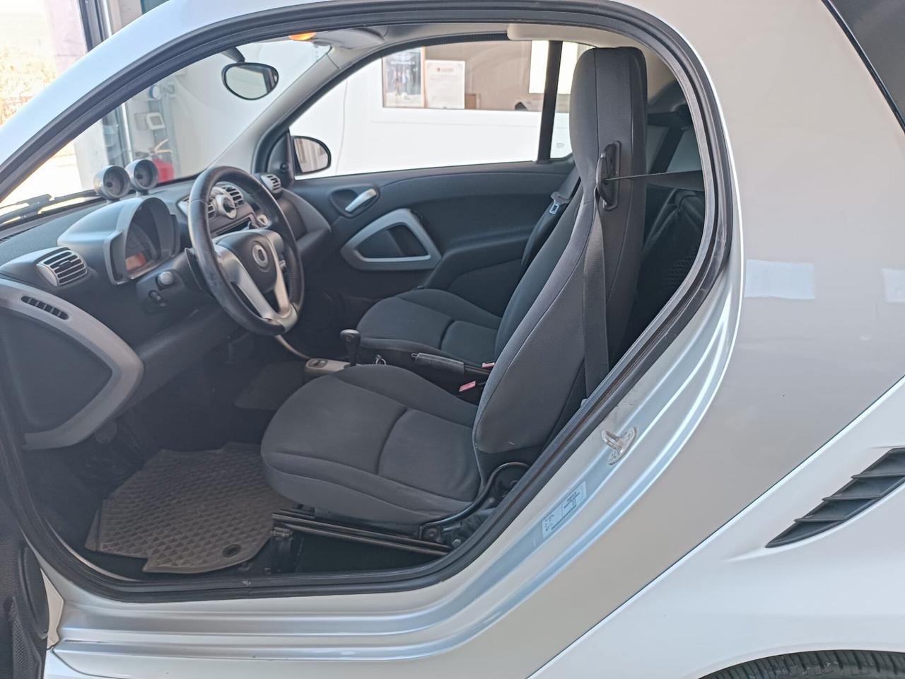 Smart ForTwo 1000 52 kW MHD coupé passion