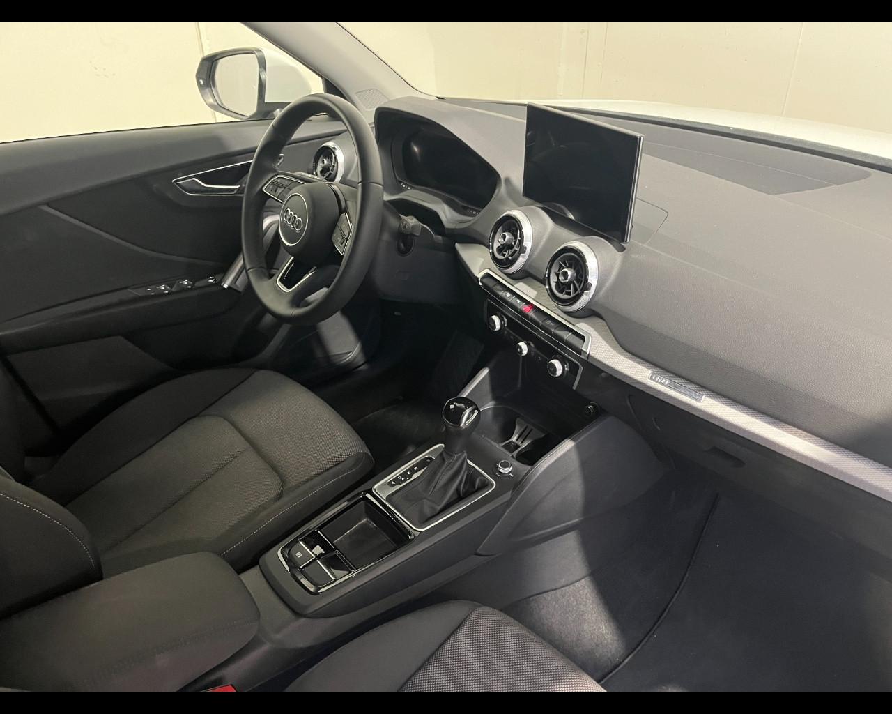 AUDI Q2 35 TFSI S-TRONIC S-LINE EDITION