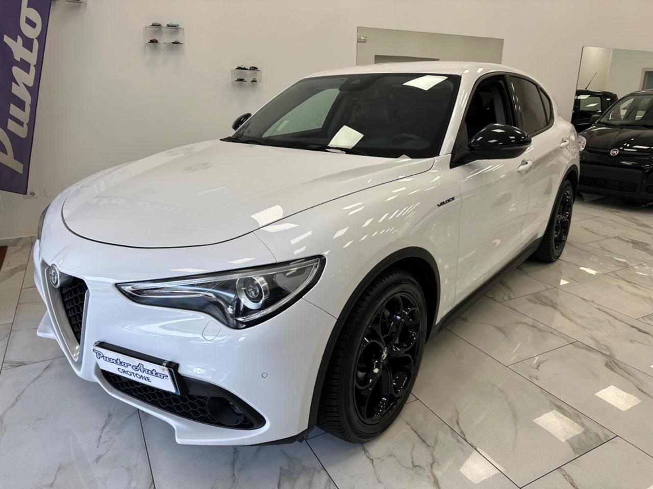 Alfa Romeo Stelvio 2.2 Turbodiesel 180 CV AT8 RWD Business