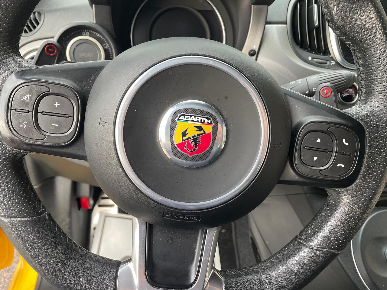 Abarth 595 1.4 Turbo T-Jet 160 CV Pista